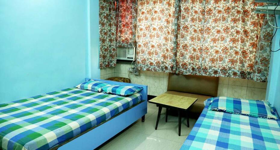 Ellora Guest House, Mumbai 4